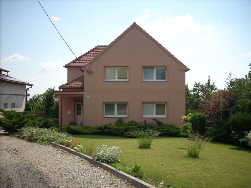Prodej samostatně stojícího RD 6+1 s garáží CP 1997 m2 | | Bohutice Prodej samostatně stojícího RD 6+1 s garáží CP 1997 m2 | | Bohutice