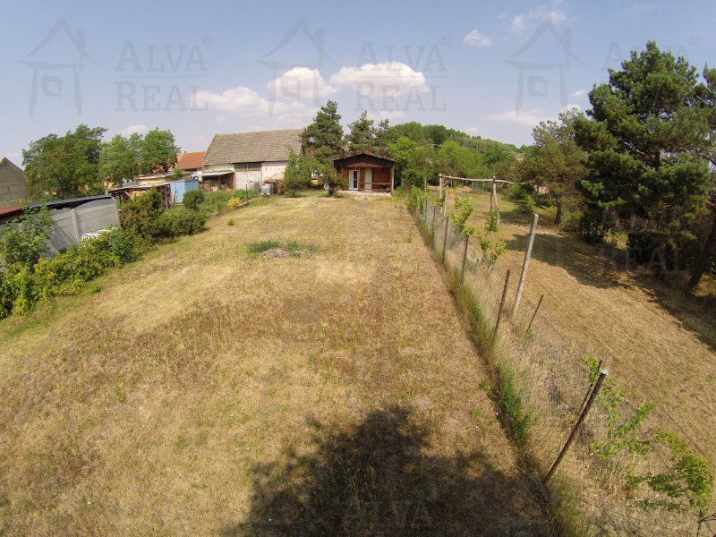 Pozemek na Jižní Moravě 450 m2 v Brodě nad Dyjí na výstavbu RD, nedaleko Novomlýnských nádrží, sítě na hranici pozemku | | Brod nad Dyjí Pozemek na Jižní Moravě 450 m2 v Brodě nad Dyjí na výstavbu RD, nedaleko Novomlýnských nádrží, sítě na hranici pozemku | | Brod nad Dyjí