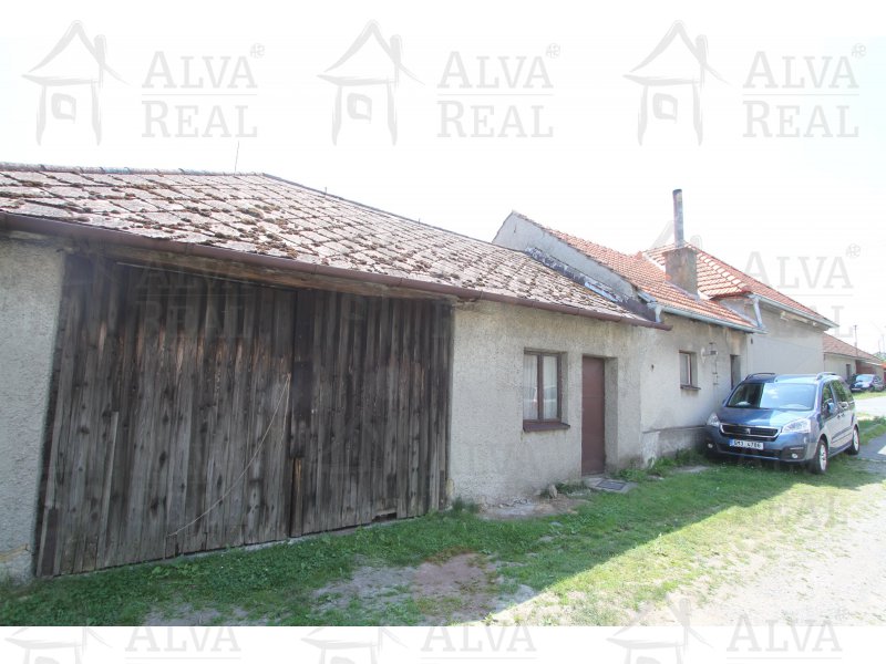 Image detail - Nabízíme Vám dům 4+1 v Brodku u Konice se zahradou a stodolou za domem, dále navazující zahradou. Pozemek celkem 545 m2