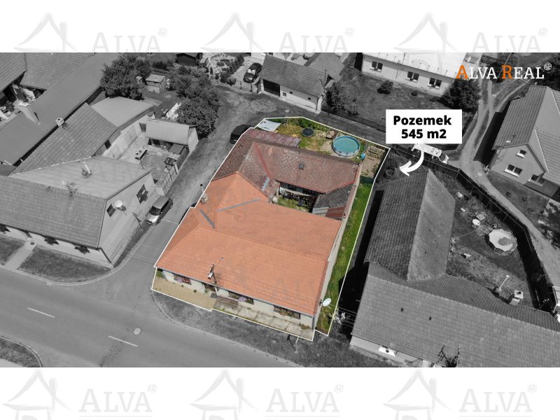 Image detail - Nabízíme Vám dům 4+1 v Brodku u Konice se zahradou a stodolou za domem, dále navazující zahradou. Pozemek celkem 545 m2