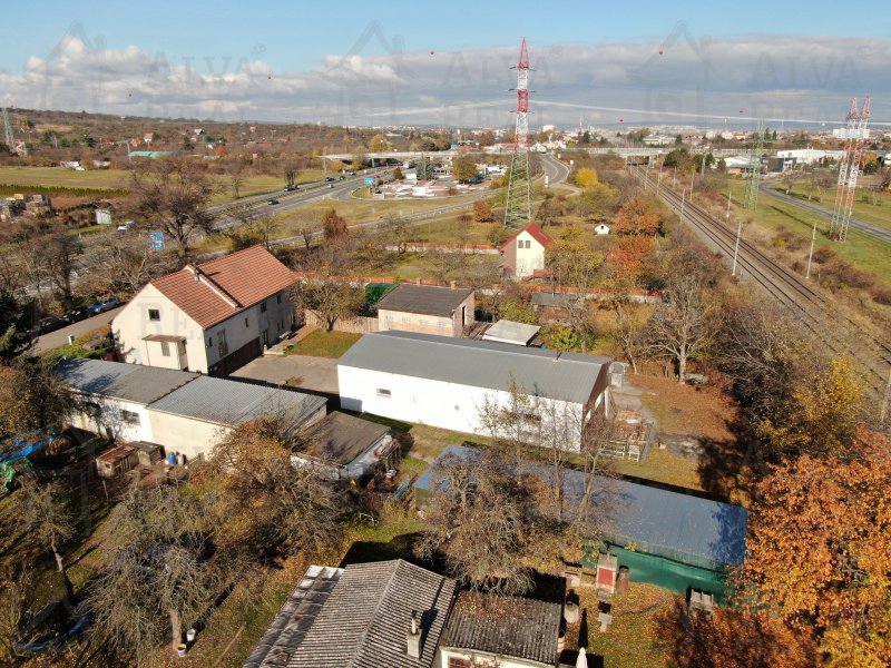 Image detail - Průmyslový areál o CP 1.917 m2 v Modřicích, 5 budov, vjezd, po rekonstrukci.