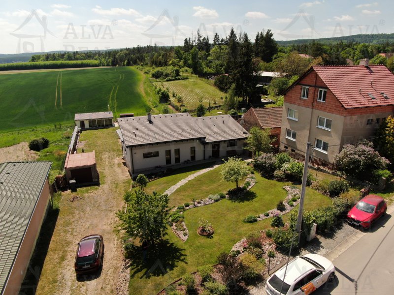 Image detail - Nabízíme k prodeji rodinný dům v blízkosti města Prostějov.