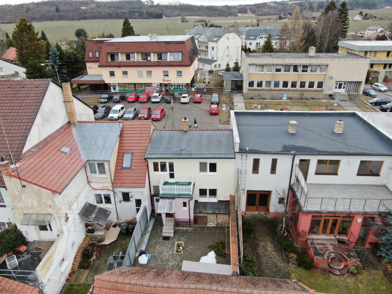 Image detail - Nabízíme RD u rybníka 4+1 v Jedovnicích, ul. Havlíčkovo náměstí, pozemek 297 m2