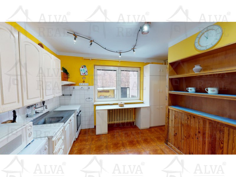 Image detail - Nabízíme RD u rybníka 4+1 v Jedovnicích, ul. Havlíčkovo náměstí, pozemek 297 m2