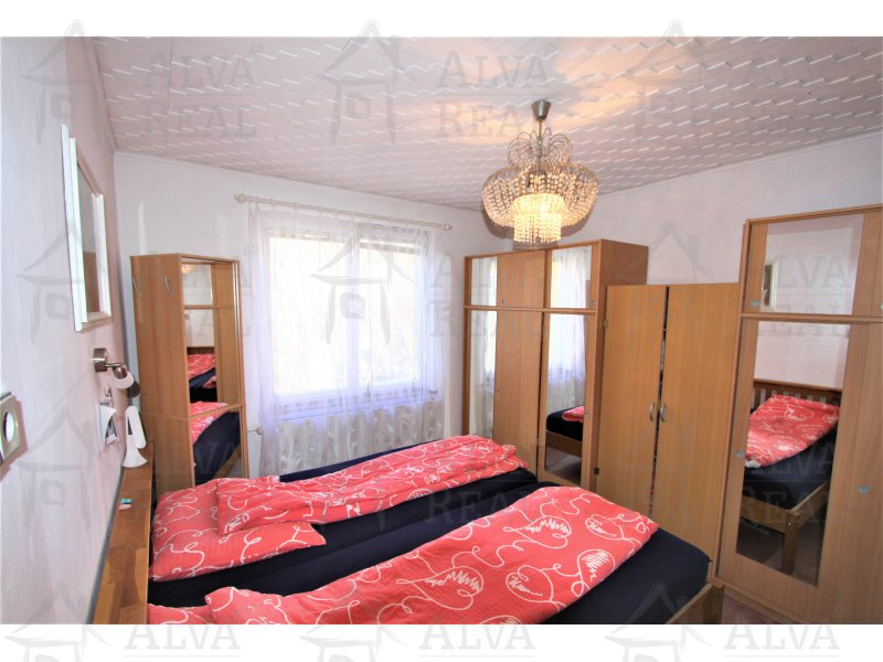 Image detail - Nabízíme k prodeji polořadový rodinný dům v centru města Bruntálu