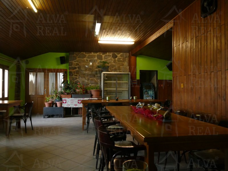 Image detail - Nabízíme k prodeji restauraci se zahrádkou a ubytováním v centru obce Perná.