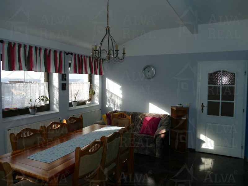 Image detail - Nabízíme k prodeji restauraci se zahrádkou a ubytováním v centru obce Perná.