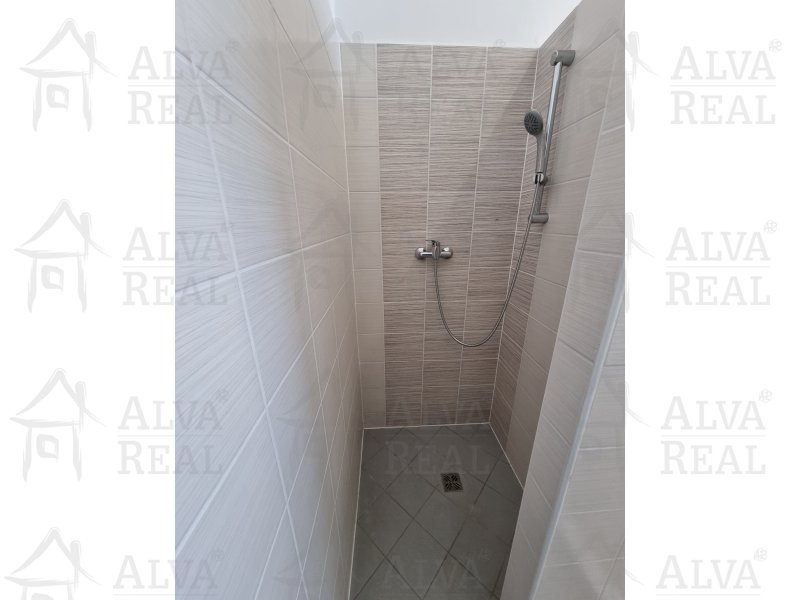 Image detail - Pronájem bytu 1+1 v Brně Slatině ulice Tuřanka, areál firmy Hraspo, nově zrekonstruované, 49 m2.