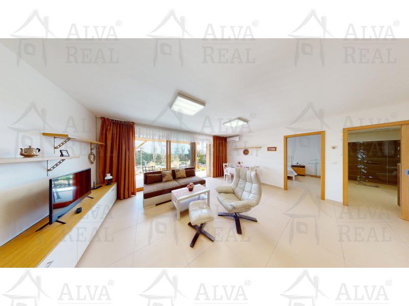 Image detail - Nabízíme Vám k prodeji apartmánový byt - 58 m2 v Pavlově u Dolních Věstonic u Mušovských jezer s okrasnou zahradou 92 m2.