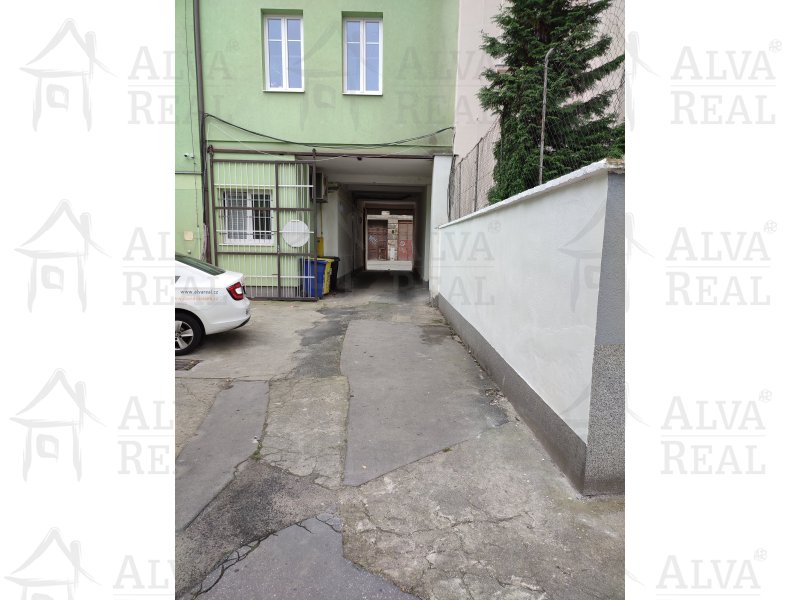 Image detail - Dlouhodobý pronájem zastřešeného parkovacího stání Brno-střed, ulice Štěpánská