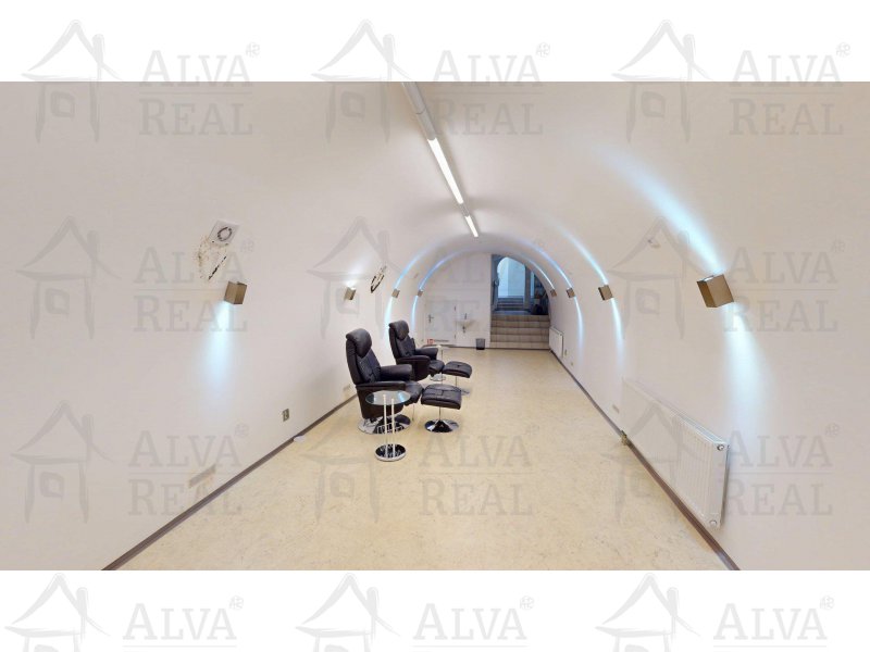 Image detail - Pronájem nebytových prostor ideálních pro obchod nebo služby, o celkové výměře 145,6 m2
