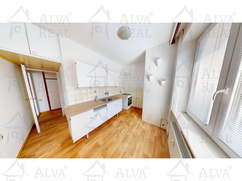 Dlouhodobý pronájem bytu 3+1 v Brně na ul. Jugoslávská, 2.patro, balkon, sklep, cihla, volný ihned. | | Brno Dlouhodobý pronájem bytu 3+1 v Brně na ul. Jugoslávská, 2.patro, balkon, sklep, cihla, volný ihned. | | Brno