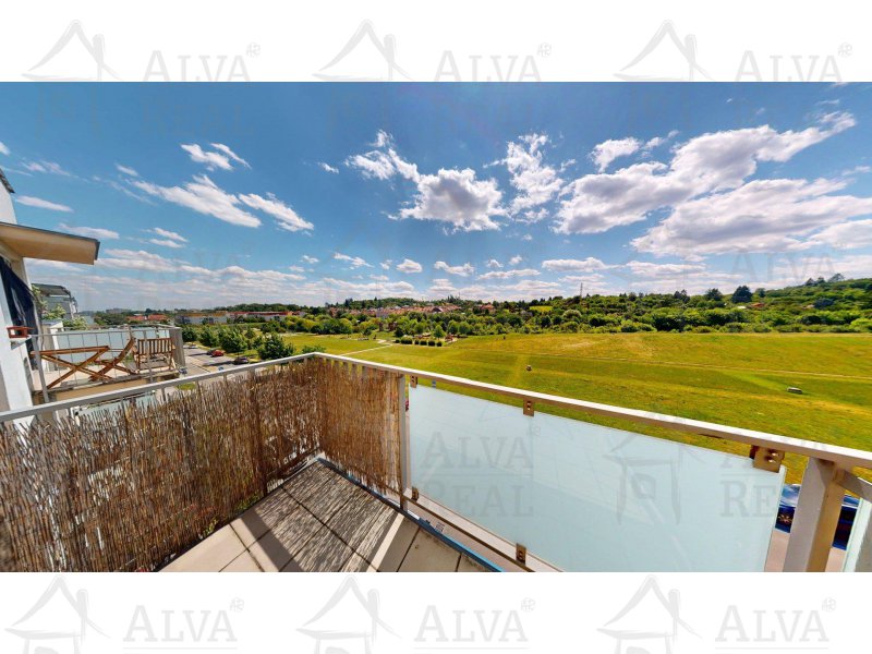 Image detail - Pronájem bytu 2+kk 58 m² se šatnou a balkónem, v Brně-Medlánkách na ulici Nadační.