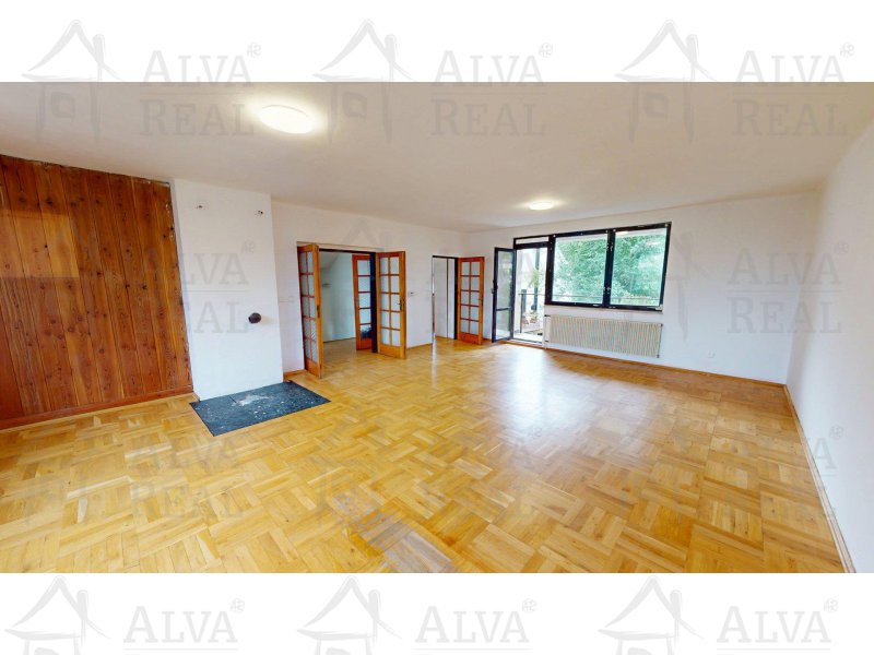 Image detail - Prodej čtyřpodlažního RD CP 267 m², všechny IS, garáž, balkony, zahrada.