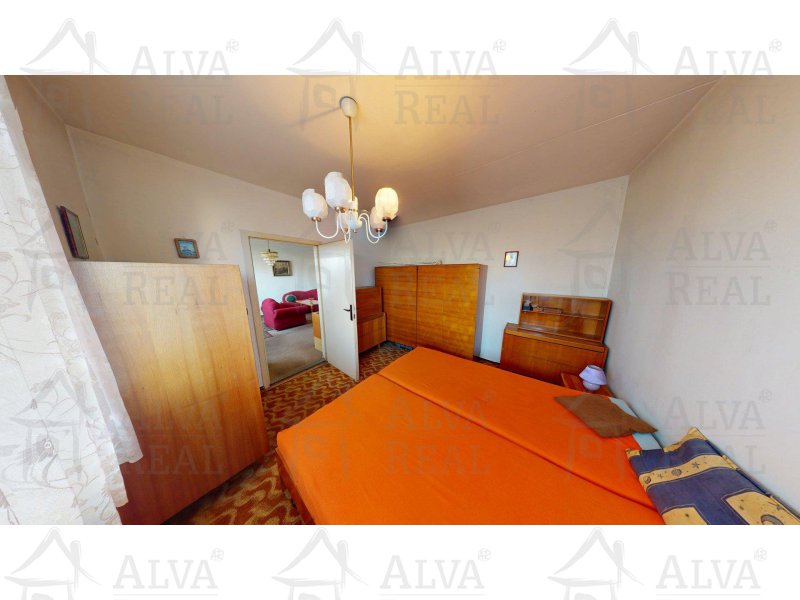 Image detail - Prodej družstevního bytu 3+1 o výměře 70,7 m², komora, spíž, sklep, lodžie 4,7 m², ul. Sevastopolská.