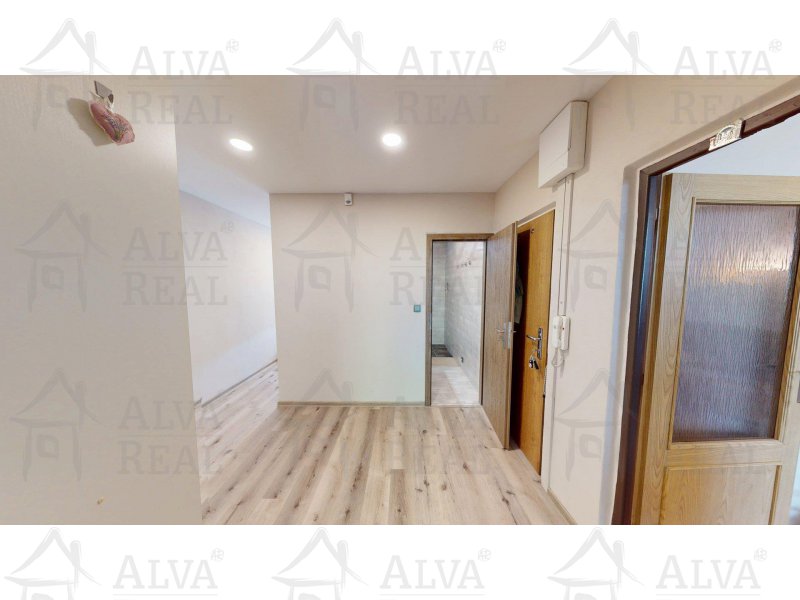 Image detail - Prodej bytu 2+1 o celkové ploše 56,47 m² v Židlochovicích, ulice sídliště Družba, balkon, sklep.