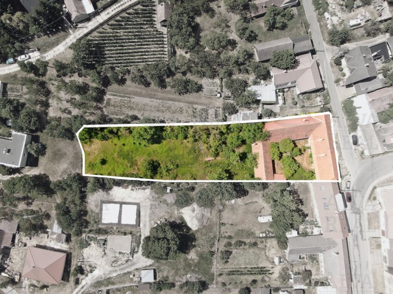 Image detail - Prodej RD ve Stavěšicích o dispozici 2+1, CP 2.690 m², stodola, zahrada, hospodářské zázemí.