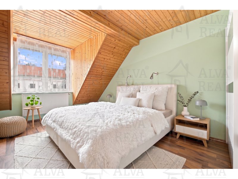 Image detail - Prodej RD v Dolních Kounicích o dispozici 3+kk, CP 984 m², terasa, garáž.