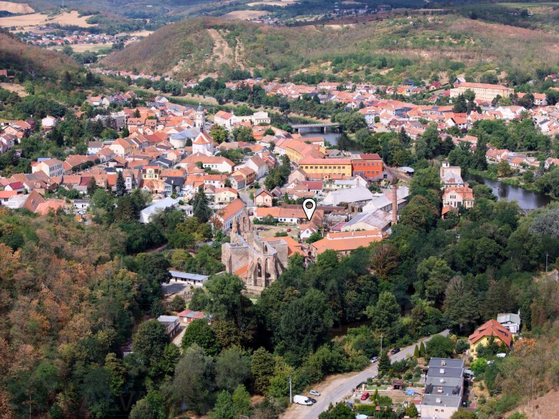 Image detail - Prodej RD v Dolních Kounicích o dispozici 3+kk, CP 984 m², terasa, garáž.